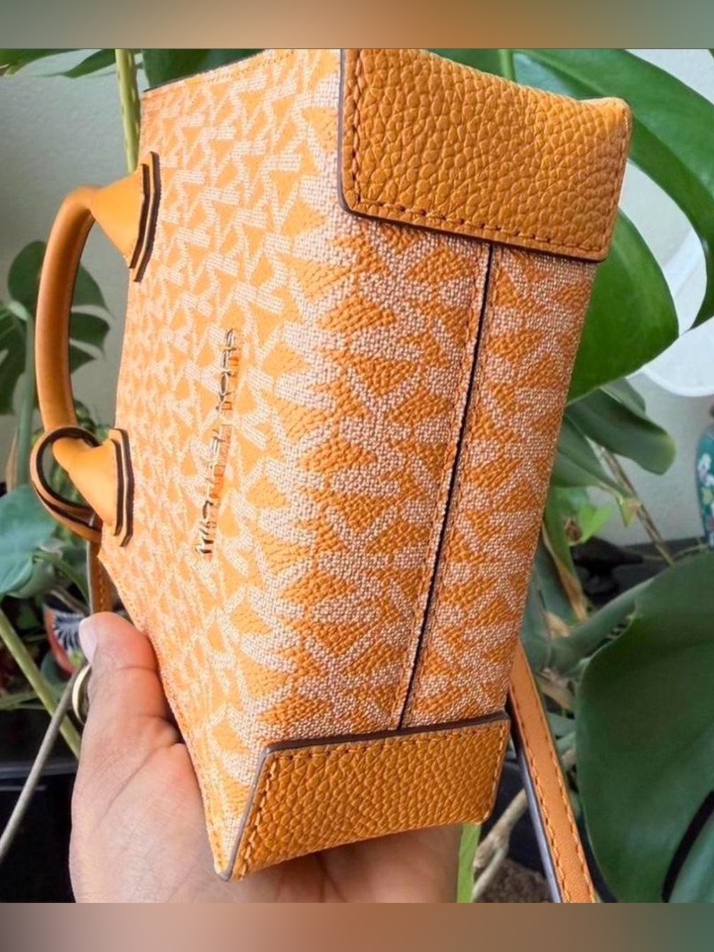 Michael Kors✨🧡💛 Orange Signature Mini Tote Bag - Picture 3 of 6